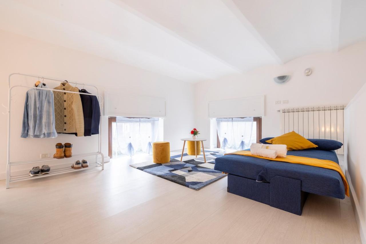 10' Da Malpensa & 1' Dalla Stazione TreniShuttle Apartment Somma Lombardo Exterior photo